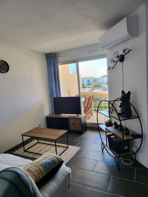 Location Les Pieds Dans L'Eau Apartment Кане Екстериор снимка