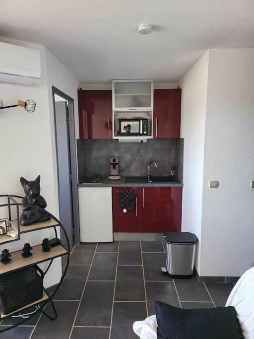 Location Les Pieds Dans L'Eau Apartment Кане Екстериор снимка